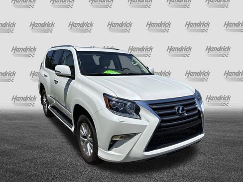 Used 2018 Lexus GX 460 Premium w/ Premium Package AWD/4WD image 3