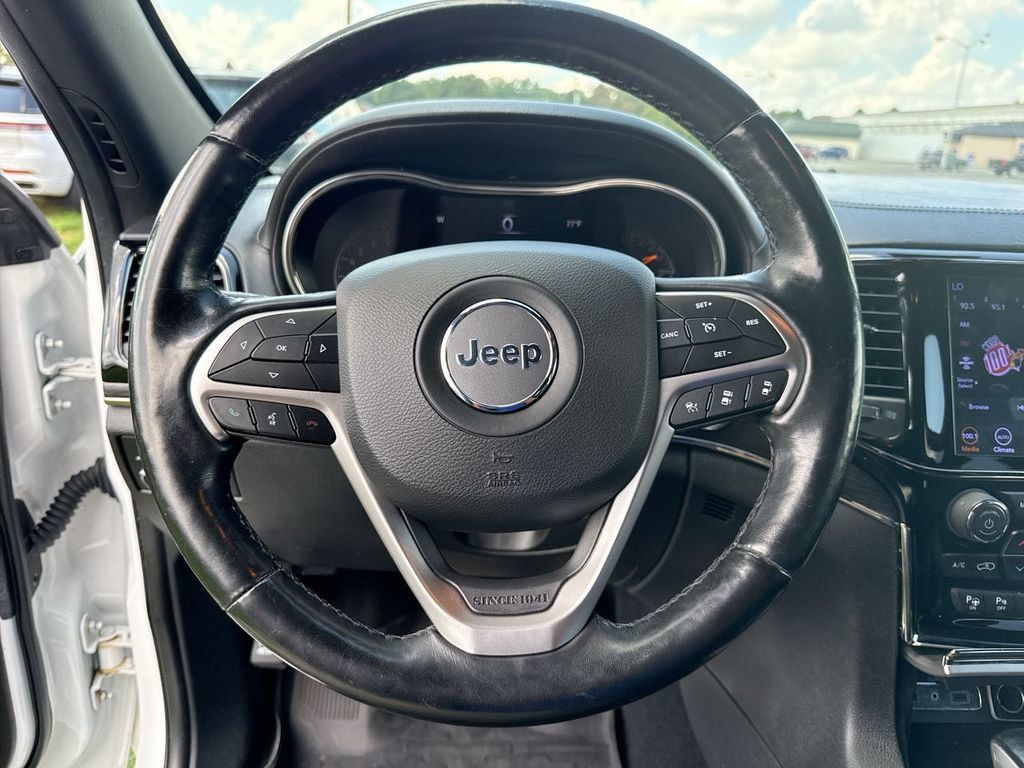 Used 2020 Jeep Grand Cherokee High Altitude AWD/4WD image 16