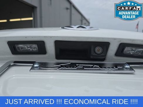 Used 2018 Volkswagen Passat 2.0T R-Line w/ R-Line Lighting Package FWD image 20