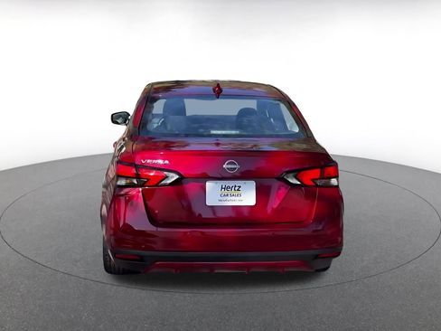 Used 2025 Nissan Versa SV image 12