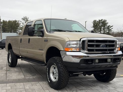 Used 2001 Ford F250 XL image 4