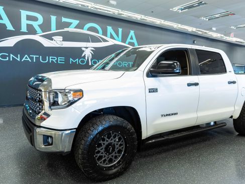 Used 2018 Toyota Tundra SR5 AWD/4WD image 18
