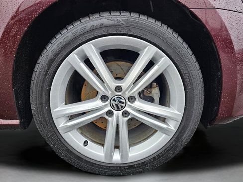 Used 2013 Volkswagen Passat TDI SEL Premium image 29