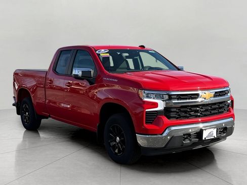 Used 2025 Chevrolet Silverado 1500 LT w/ Safety Package image 1