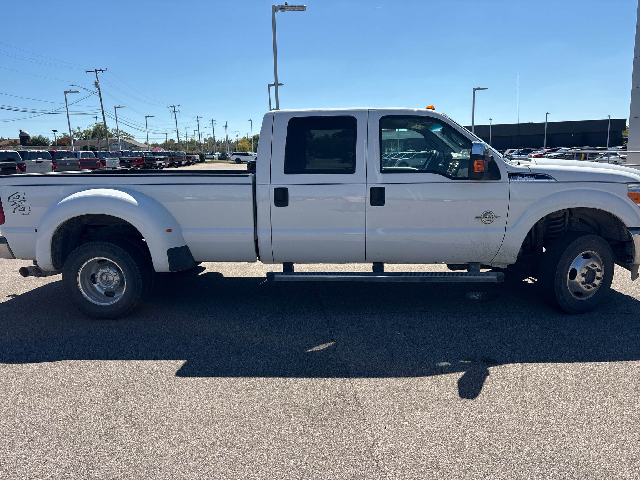 Used 2014 Ford F350 XLT w/ XLT Premium Package AWD/4WD image 2