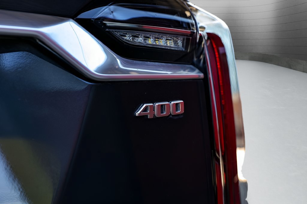 Used 2022 Cadillac XT6 Sport AWD/4WD image 17