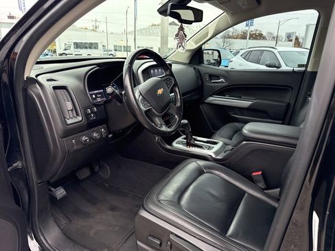 Used 2019 Chevrolet Colorado ZR2 w/ ZR2 Midnight Special Edition image 17