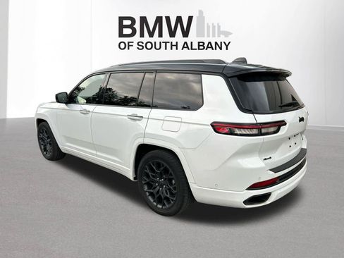 Used 2025 Jeep Grand Cherokee L Summit AWD/4WD image 5