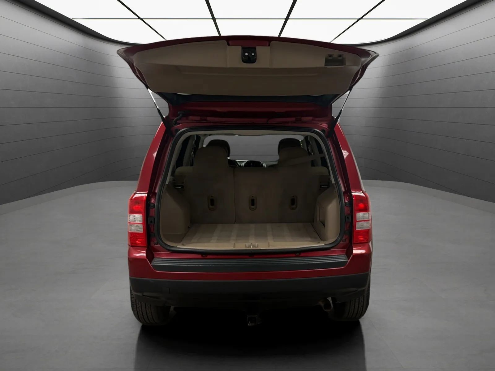 Used 2016 Jeep Patriot Sport FWD image 18
