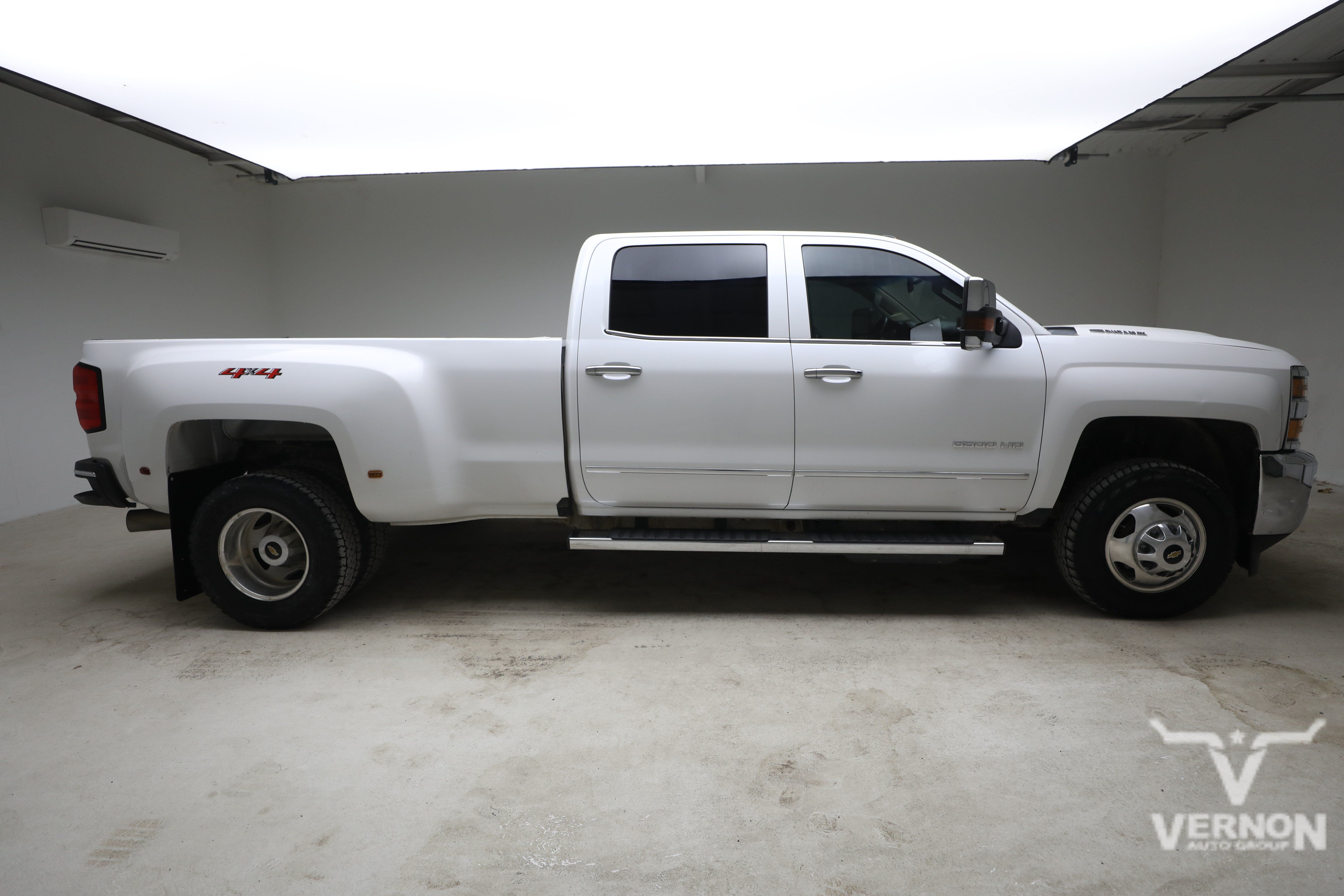 Used 2019 Chevrolet Silverado 3500 LTZ w/ Duramax Plus Package AWD/4WD image 6