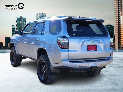 Used 2016 Toyota 4Runner SR5 image 3
