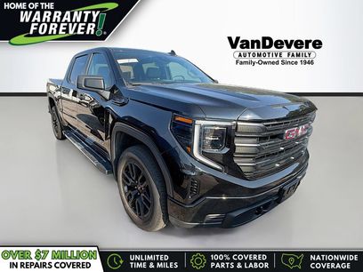 Used 2024 GMC Sierra 1500 Pro w/ Graphite Edition