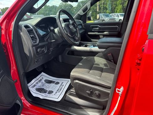 Used 2019 RAM 1500 Big Horn AWD/4WD image 5