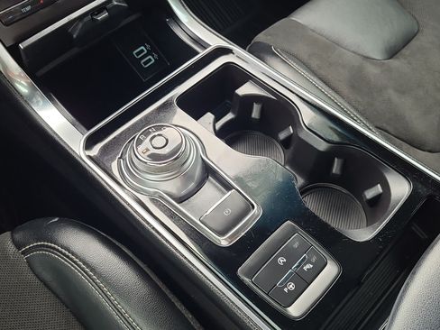 Used 2019 Ford Edge ST w/ Equipment Group 401A AWD/4WD image 23