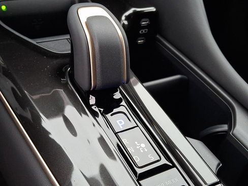 New 2026 Toyota Crown Signia image 9