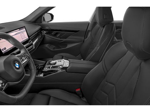 Used 2025 BMW 530i w/ M Sport Package image 6