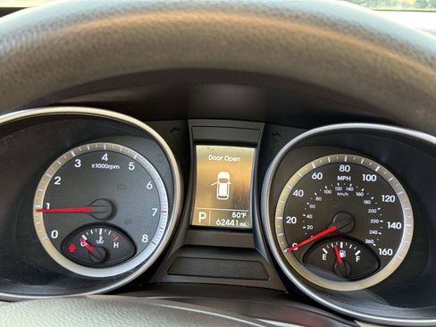 Used 2016 Hyundai Santa Fe Sport w/ Option Group 02 image 11