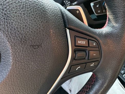 Used 2018 BMW 230i Convertible RWD image 10