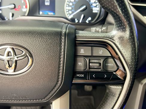 Used 2024 Toyota Tundra SR5 w/ SR5 Convenience Package image 18