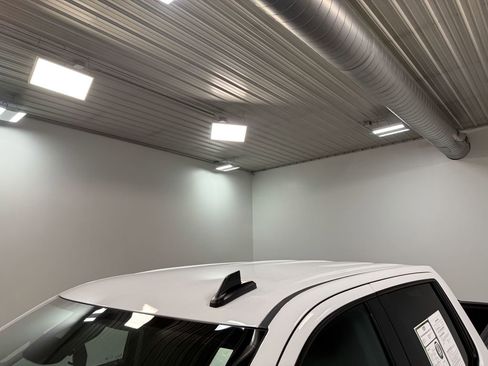 Used 2025 Chevrolet Silverado 1500 LT image 43