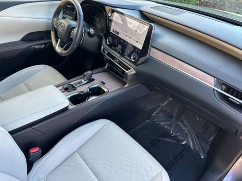Used 2023 Lexus RX 350 Premium w/ Accessory Package (Z1) FWD image 18