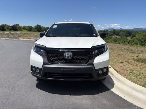 Used 2019 Honda Passport EX-L image 2