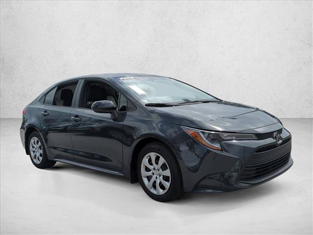Certified 2025 Toyota Corolla LE FWD image 3