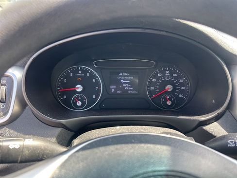 Used 2019 Kia Sorento L FWD image 10