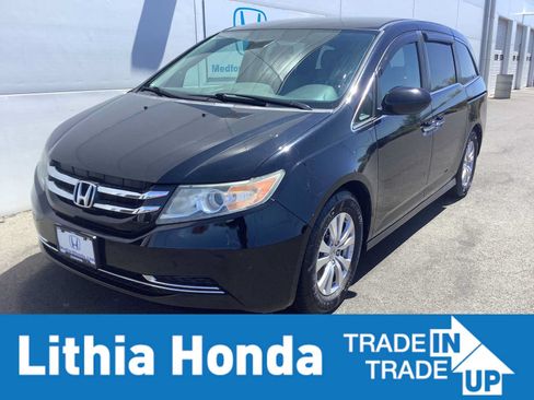 Used 2016 Honda Odyssey SE image 1