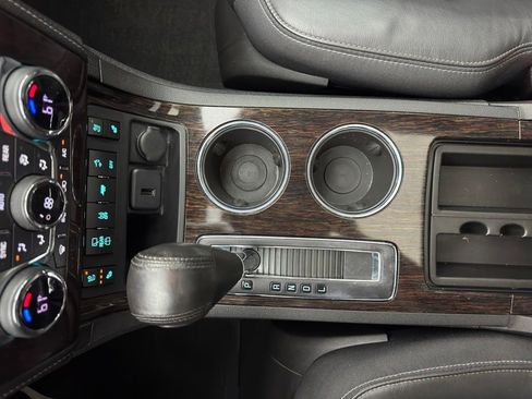 Used 2015 Chevrolet Traverse LTZ AWD/4WD image 27