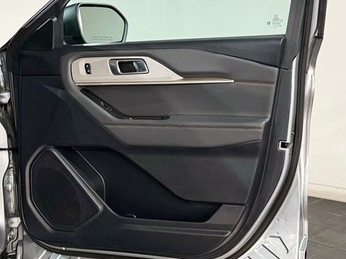 Used 2025 Ford Explorer Active w/ Active Comfort Package image 62