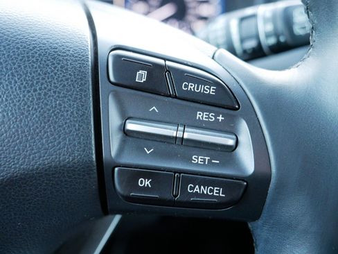 Used 2020 Hyundai Kona Limited image 29