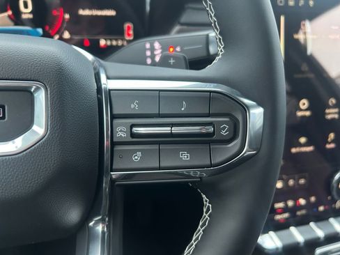 New 2026 GMC Acadia Denali Ultimate image 18