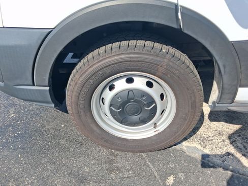 Used 2021 Ford Transit 250 Low Roof RWD image 8