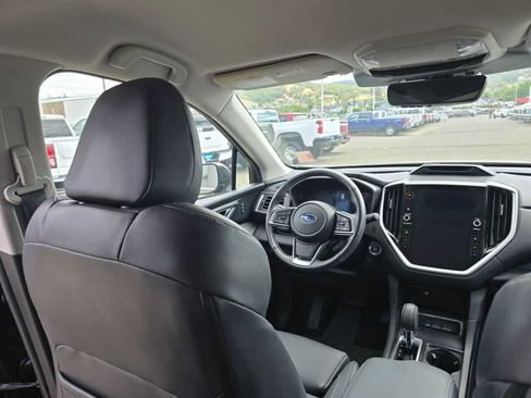 Used 2023 Subaru Ascent Limited AWD/4WD image 10
