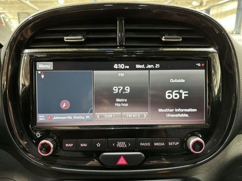 Used 2021 Kia Soul EX image 12