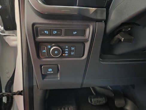 Used 2022 Ford F150 XLT w/ Equipment Group 302A High image 37