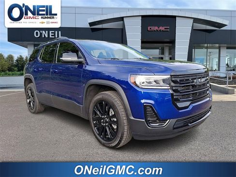 Certified 2023 GMC Acadia SLE w/ Driver Convenience Package image 1