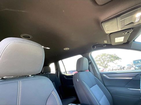 Certified 2025 GMC Acadia Elevation image 28