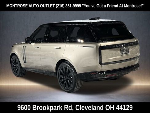 New 2026 Land Rover Range Rover SE image 3