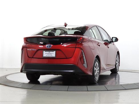 Used 2017 Toyota Prius Prime Plus w/ Carpet Mat Package image 8