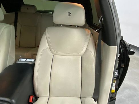 Used 2016 Rolls-Royce Ghost image 13