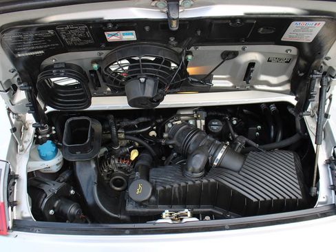 Used 2003 Porsche 911 Cabriolet image 37