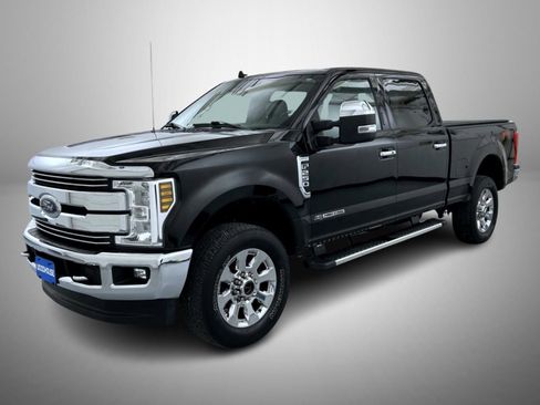 Used 2019 Ford F250 Lariat w/ Lariat Ultimate Package image 1