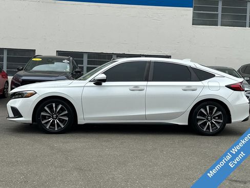Used 2024 Honda Civic EX-L image 8