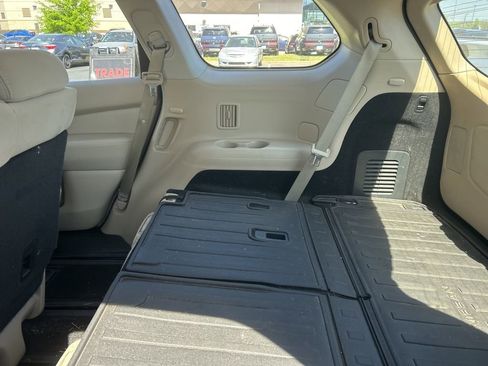 Used 2020 Nissan Pathfinder SV w/ Cargo Package image 10