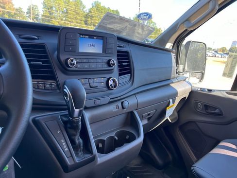 New 2025 Ford Transit 150 Low Roof image 22