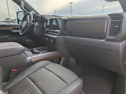 Used 2025 Chevrolet Silverado 3500 High Country w/ High Country Premium Package image 26