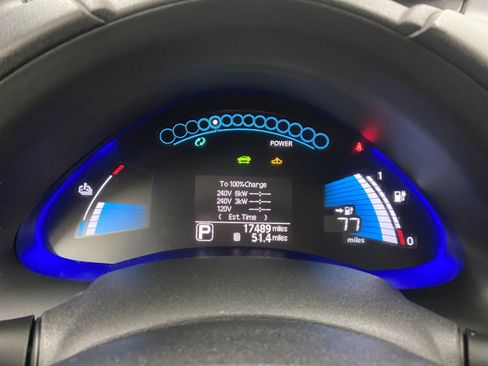Used 2013 Nissan Leaf S w/ Charger Pkg image 24