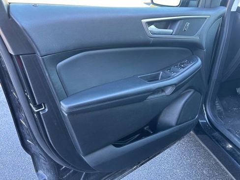 Used 2024 Ford Edge SEL image 13